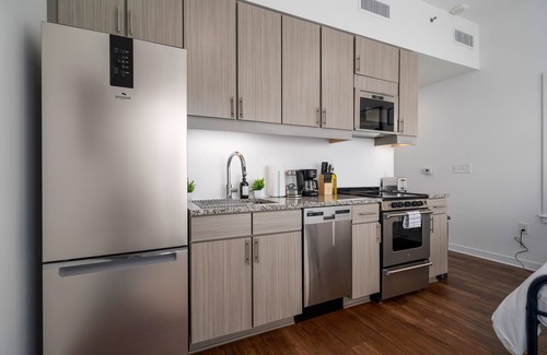 Avondale Apartment | Cozy Studio w/Private Balcony!