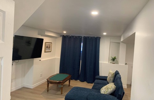Ajax Apartment | Cozy Suite-Close to Pickering Casino Resort, dog parks, and waterfront Trail