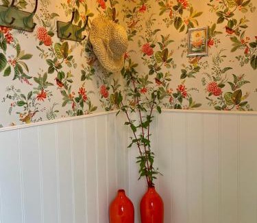 Vejby House | Cozy summer cottage with orangery close to Heatherhill and Beach