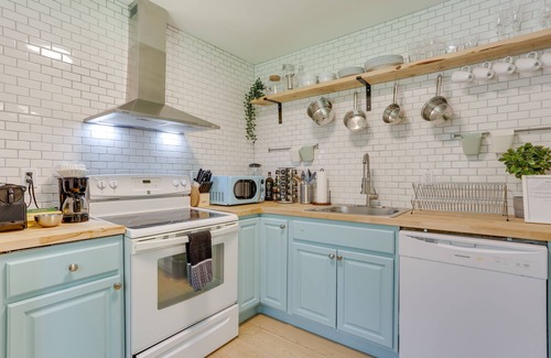 Swan Lake House | Cozy Swan Lake Apt w/Grill + Private Yard