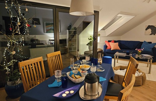 Bischberg Apartment | Cozy, tasteful vacation apartment near Bamberg, dogs + cyclists welcome