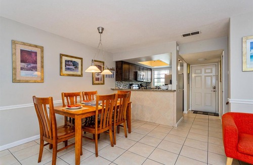 Kissimmee House | Cozy Townhome in Fantasy World Near Parks