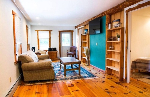 Mountain Cabin | Cozy Trails Cottage in Oconto County direct access to snowmobile/UTV trails!