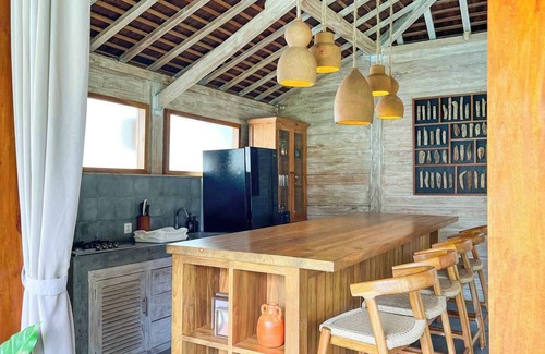 Sunset Road Villa | Cozy Tropical 3BR Villa | 12 min to Seminyak Beach