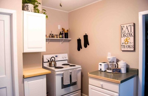 Napoleon House | Cozy Two Bedroom Home in Quiet Neighborhood!