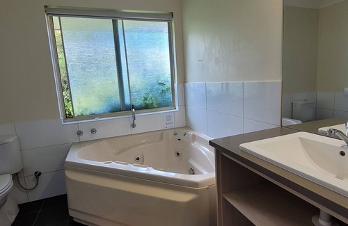 Centennial Park Apartment | cozy unit, Close to town