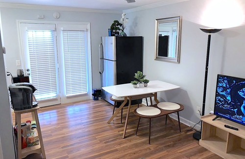 Sobro Condo | Cozy & Updated 1Br Studio - Downtown Nashville