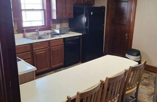 Carthage Apartment | Cozy upstairs bungalow