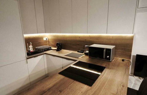 Nove Mesto Apartment | Cozy Urban Residence Studio