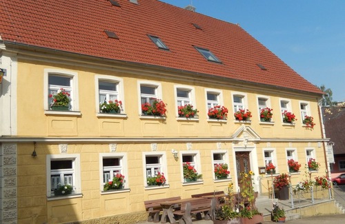 Dinkelsbuehl Apartment | Cozy vacation apartment with ground-level access