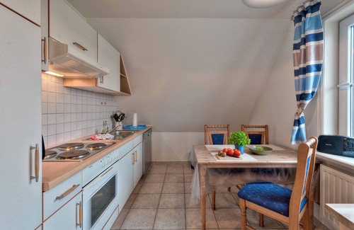 Dagebuell Apartment | Cozy vacation apartment Godewind directly on the dike
