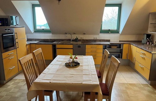 Biesnitz Apartment | Cozy vacation apartment at the foot of the Landeskrone in Görlitz