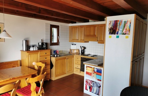 Locarno Apartment | Cozy vacation apartment with lake view, quiet location