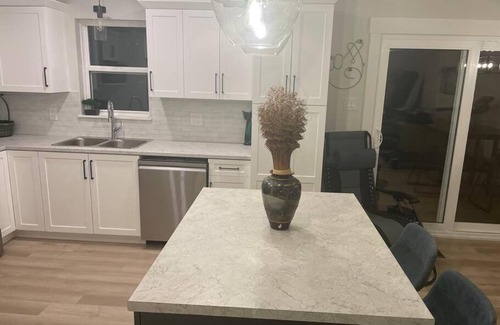 Dieppe House | Cozy vacation home! Full House