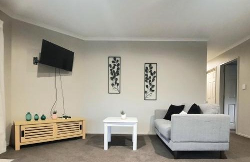 Tauranga House | Cozy Vacation House in Oropi