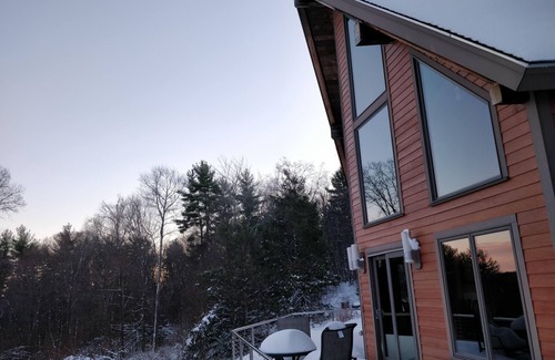 Whately Villa | Cozy Valley View Post & Beam Villa!