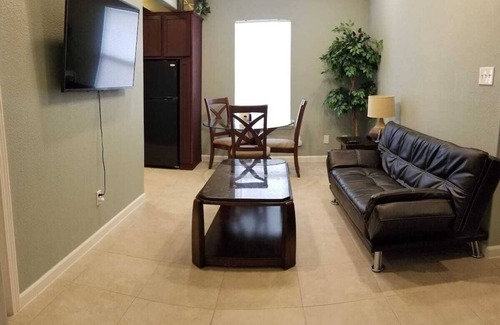 Converse House | Cozy Veteran owned apartment.