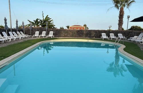 Santa Tecla Villa | COZY VILLA WITH ETNA VIEW WITH POOL AND PRIVATE INDOOR PARKING SPACES
