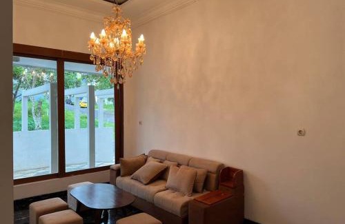 Citaringgul House | Cozy villa with swimming Pool in Sentul