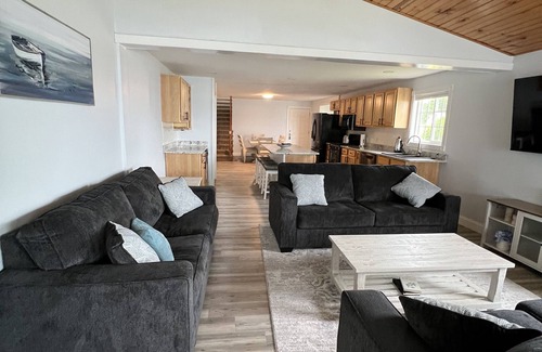 Bass Lake House | Cozy water front lake house with lake views of Bass Lake from almost every room!