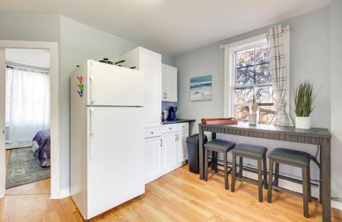 Hallowell Apartment | Cozy Water-View Apt in the Heart of Downtown!