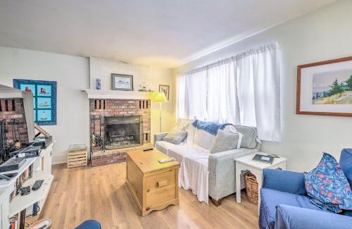 Westport House | Cozy Waterfront Cottage on Montsweag Bay!