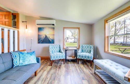 Oconto House | Cozy Waterfront Home on the Bay of Green Bay!