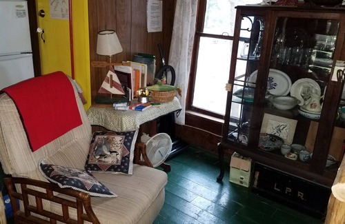 Town of Clifton Cottage | Cozy Waterfront Cabin on Cranberry Lake