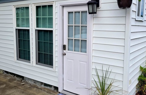 Virginia Beach House | Cozy Waterfront Townhome for Concert Goers, Beach Tourists, and Nature Lovers!