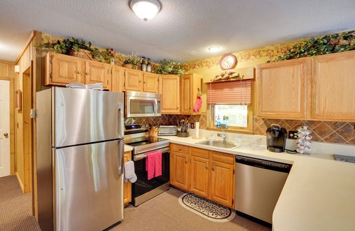 Wilmington House | Cozy Wilmington Home w/Community Amenities!