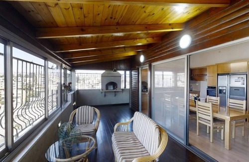 Nazareth Apartment | Cozy wood apartment with great view to Nazareth
