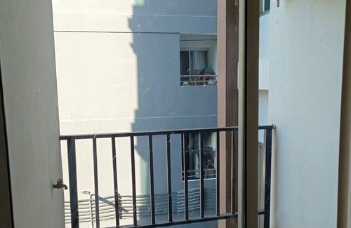 Talat Khwan Condo | Cozy1-bedroom condo in brilliant Nonthaburi with AC,sofabed , fitness room,WiFi