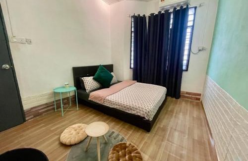 Central Seberang Perai House | Cozy16#4pax#wifi#NearAeonAlma#5kmtoiconcity