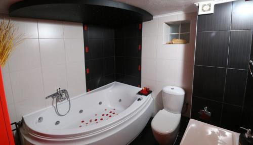 Keramoti Apartment | CozyLuxuryApartment
