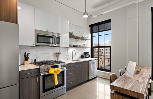 Gateway District Apartment | CozySuites NLG - Modern 2BR condo #15