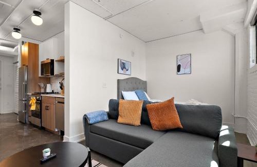 Warehouse District Apartment | CozySuites NLG - Modern studio condo #26
