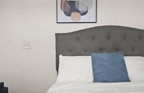 Warehouse District Apartment | CozySuites NLG - Modern studio condo #26