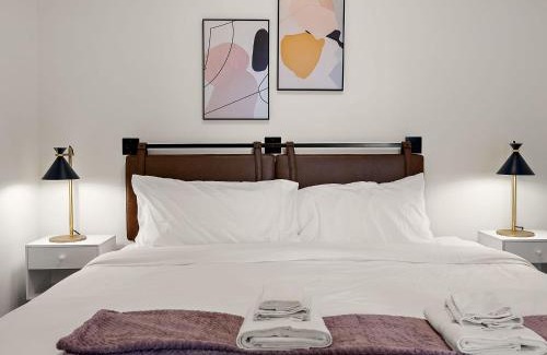 Warehouse District Apartment | CozySuites NLG - Modern 2BR condo #15