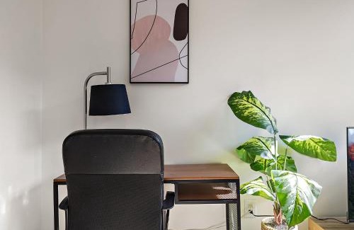 Downtown East Apartment | CozySuites NLG - Modern studio condo #22