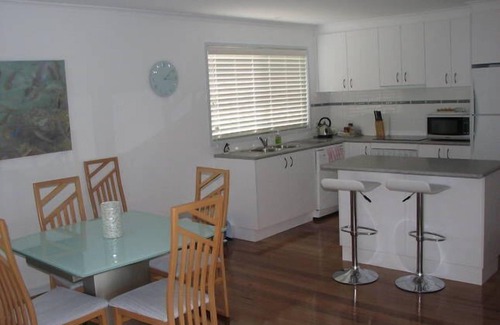 Ventnor House | Crafers Beach House Ventnor