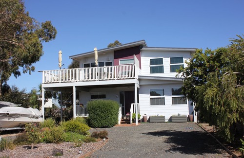 Ventnor House | Crafers Beach House Ventnor
