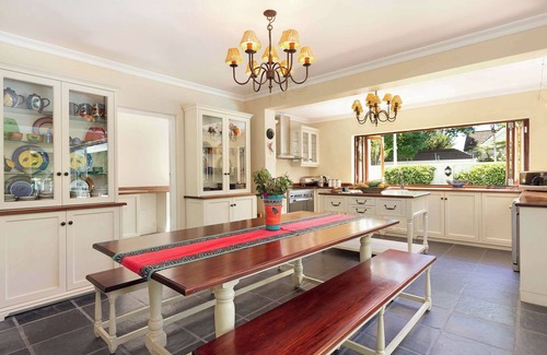 Newlands Villa | Craiglea Newlands - Villa with Pool & Tennis Court