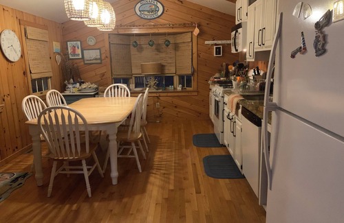 Centerville Cottage | Craigville Beach Centerville HyannisnDirectly across the street from Craigville
