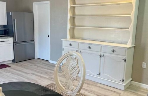 Hobbs House | Cranberry Cottage