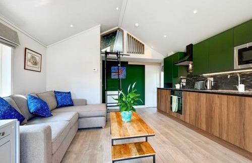 East Woodyates House | Cranbourne Chase Stargazer - Ukc6914