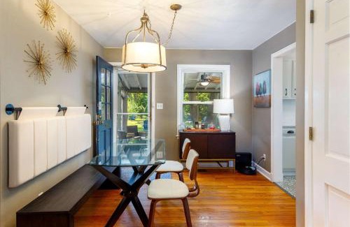 Ames House | Crane Haven - Walk to CyRide Games & Grill