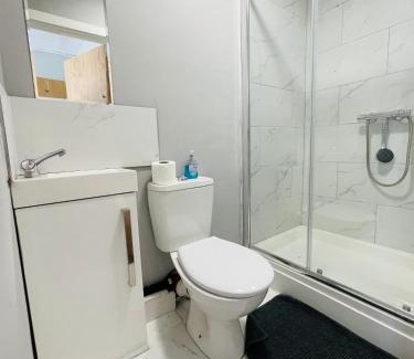Barnt Green House | Cranmore Guest House