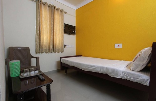 Thanjavur House | Crazy Homes Stay with Classic Rooms@Thanjavur