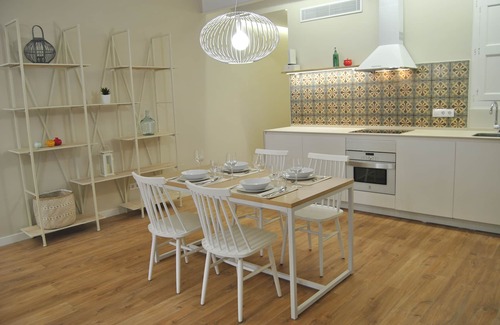 Old Town Apartment | Cream homes La Rambla, INTERIOR TOURISM Accommodation