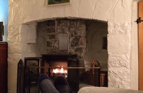 Keadue Cottage | Crean Cottage - Traditional 150 year old stone cottage of yesteryear